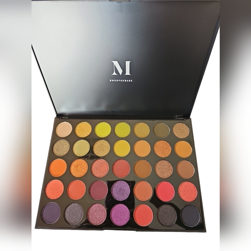 Morphe 35 M Boss Mood Artistry Palette *Brand New*